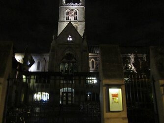 Southwark Cathedral Northside.jpg