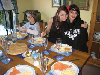 Kids Champagne Breakfast small.JPG