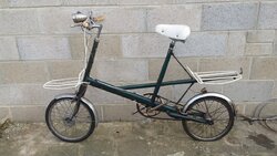 1965 Moulton.jpg