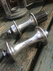 Ultegra-Hubs-FREE.jpg Ultegra-Hubs-FREE.jpg