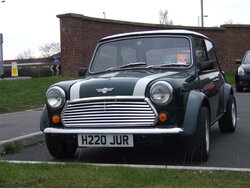 Motoring. Rover. Mini. H220 JUR. 1.JPG