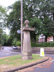 Ackworth. Obelisk. Long Lane. 1.JPG