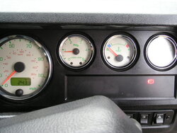 Defender. S50 RAT. Technical. Electrical. Instrument Panel. 3.JPG