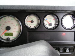 Defender. S50 RAT. Technical. Electrical. Instrument Panel. 3.JPG