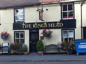 My local at Hutton Rudby.JPG