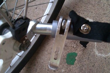 Quick Rel to Bike.jpg Quick Rel to Bike.jpg