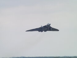 AvRoe. Vulcan. XH558. 9.JPG