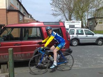 Cycling. 2008.  East Bierley. 1.jpg