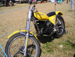 Motoring. Suzuki. RL250.JPG