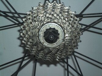 bike parts 002.jpg