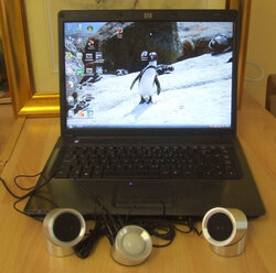 laptopspeakers.jpg laptopspeakers.jpg