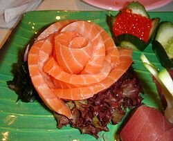 250px-Salmon_sashimi.jpg