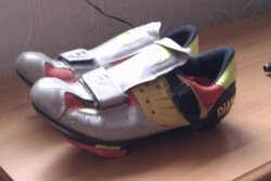 roadshoes.jpg roadshoes.jpg