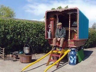 weybread-festival-the-gypsy-caravan.jpg