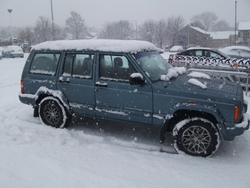 jeepsnow.jpg