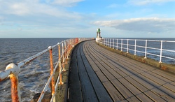 whitby_7561_zpsgbvcdcwn.jpg