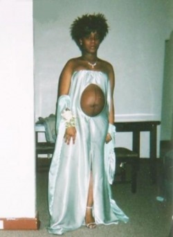 Hilarious-Honeymoon-Pics-Ever-3-219x300.png