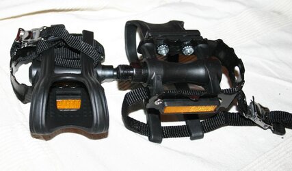 toe clip pedals.jpg