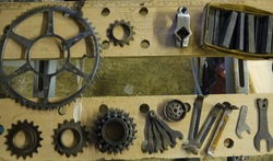 Bates+Spare+Parts,+Sprockets,+Brake+Blocks+&+Tools.JPG