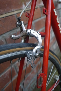 Holdsworth%2BLightweight%2Bsteel%2Btouring%2Bbike%2Bframe%2BLugs.JPG