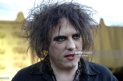 robert-smith-of-the-cure-backstage-at-the-download-festival-at-on-picture-id77218322.jpg