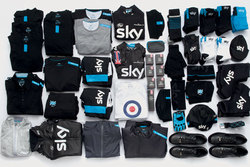 Bradley_Wigginss_2013_kit.jpg