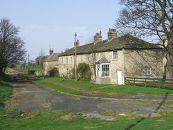 Bramham. Bramham Crossroads. Spen Common Cottages. 2.JPG