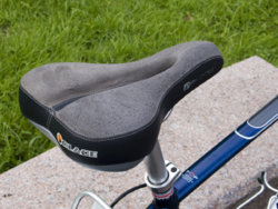 Pin_Saddle.jpg Pin_Saddle.jpg