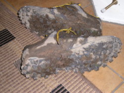 Kit. 2010. Inov-8. Mud-Claw 330. 3.jpg