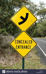 concealed-entrance-road-sign-in-australia-B52G15.jpg