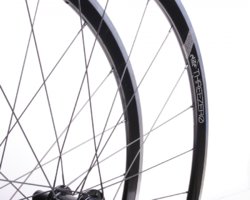 Zeal-Elite30-Wheelset2.JPG