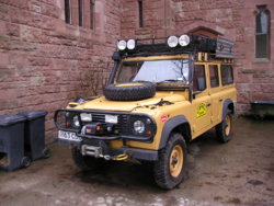 Land Rover. Defender. 110. R163 CDU.JPG