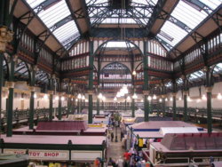 Leeds. Market Hall 3 (interior).JPG