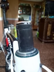 Carbon steerer clearance