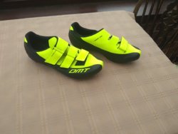 Shoes 002.jpg Shoes 002.jpg