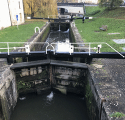 useBath Lock.gif