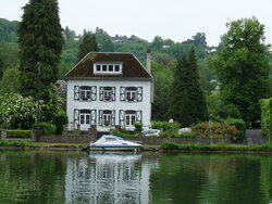 65 French house on the Meuse.jpg