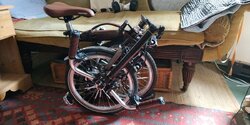 Up-right Brompton folded (3).jpg