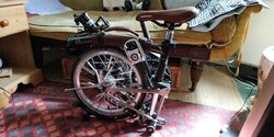 Up-right Brompton folded (4).jpg