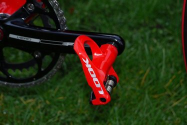 R500 Pedals.jpg R500 Pedals.jpg
