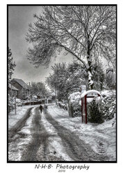 bus stop2_tonemapped.jpg