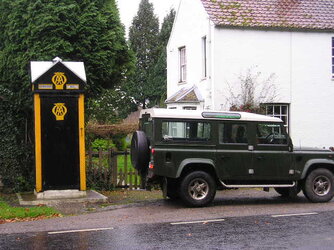 Defender. S50 RAT. Road-Trip. North Yorkshire. Garrowby Hill. AA Box.JPG