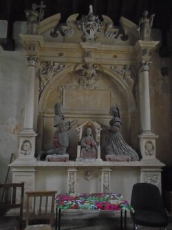 220603-7900 Clapton-in-Gordano - St Michael Wynter monument.JPG