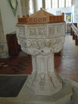 220610-8103 Axbridge St John the Baptist-font.JPG