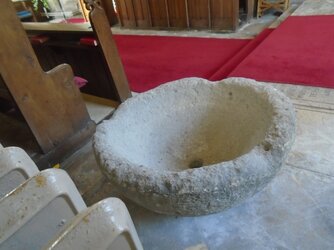 220620-8448 Hawkesbury St Mary-Norman font bowl.JPG