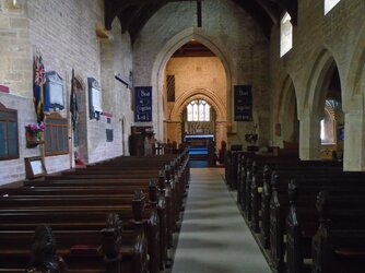 220822-0226 Clevedon-St Andrews-nave-chancel-view E.JPG