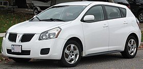 2010_Pontiac_Vibe,_Front_Left.jpg