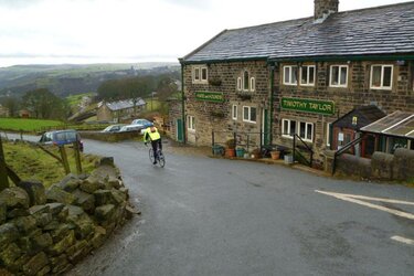 Pub stop.jpg