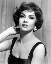 gina-lollobrigida-2.jpg