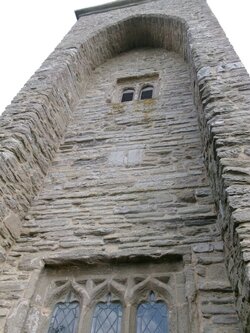 250425-1005 Sutton Mallet chapel W tower upper buttress & arch detail.JPG